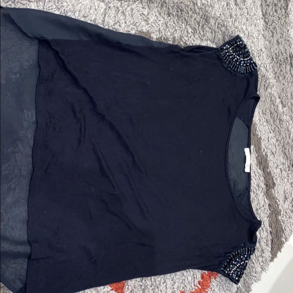 Size small